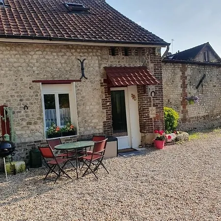 Charmante Maison Au Bord Des Falaises *